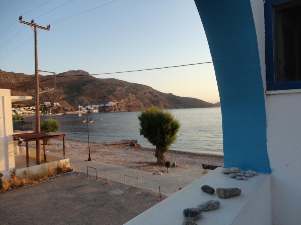 Pavlos Rooms Livadia  Luaran gambar