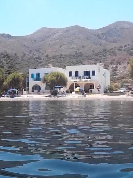 Pavlos Rooms Livadia  Luaran gambar