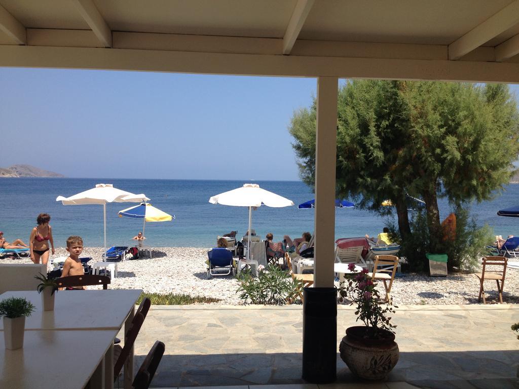 Pavlos Rooms Livadia  Luaran gambar