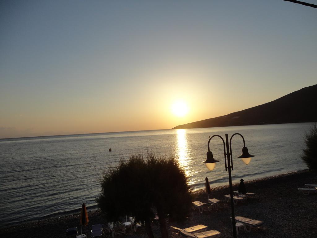 Pavlos Rooms Livadia  Luaran gambar