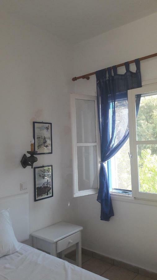 Pavlos Rooms Livadia  Luaran gambar